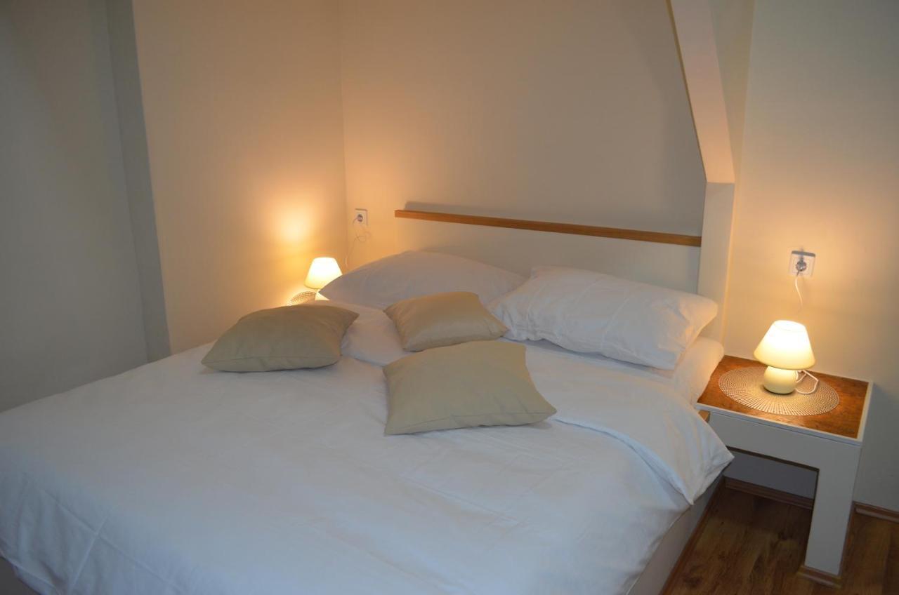 & Infinity Apartment