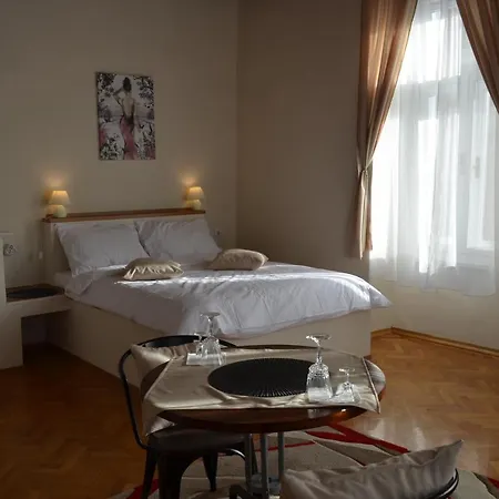 Rooms & Apartments Infinity Rijeka Exterior foto